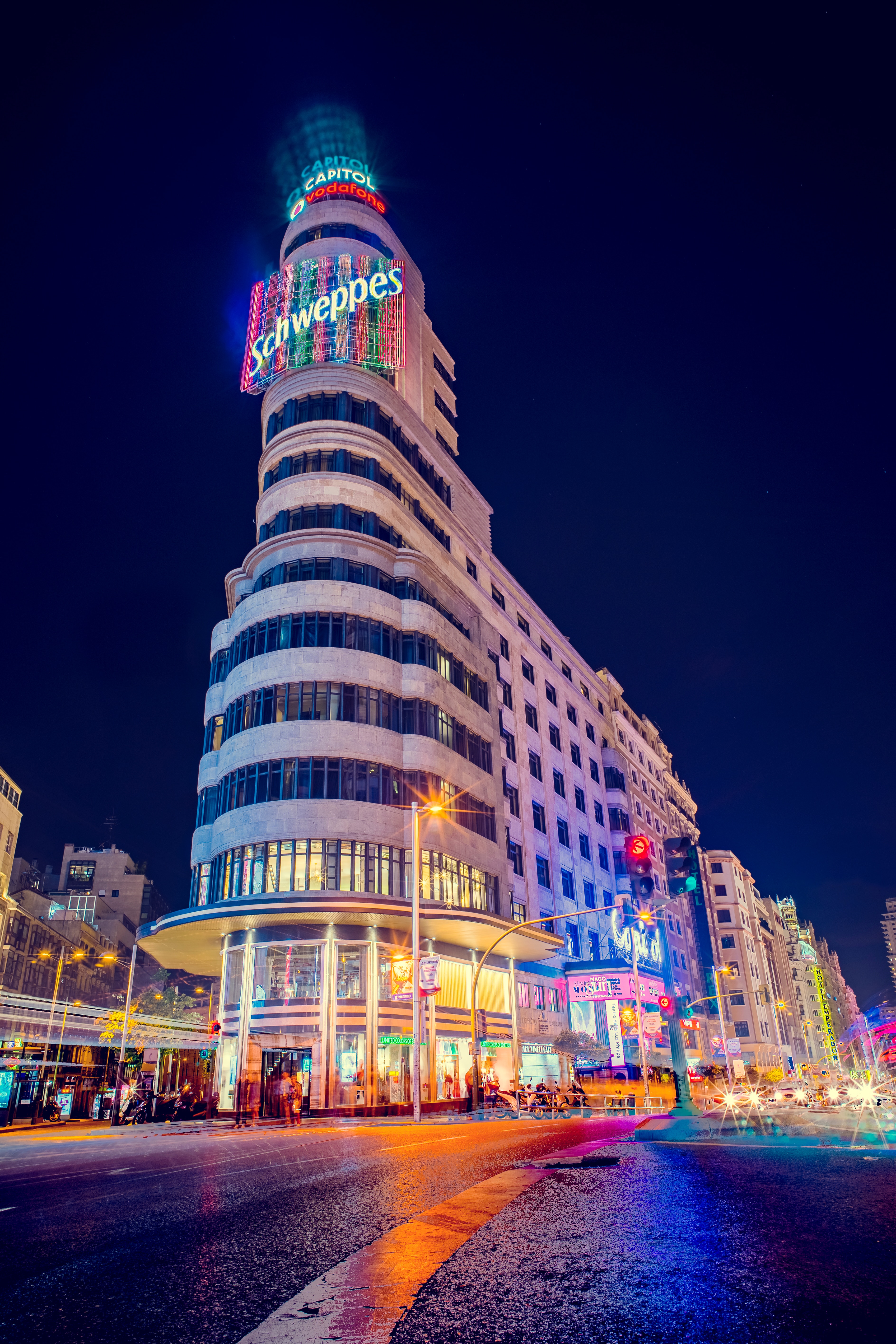 Venta de local comercial en la Milla de oro en Madrid, Cat Real Estate