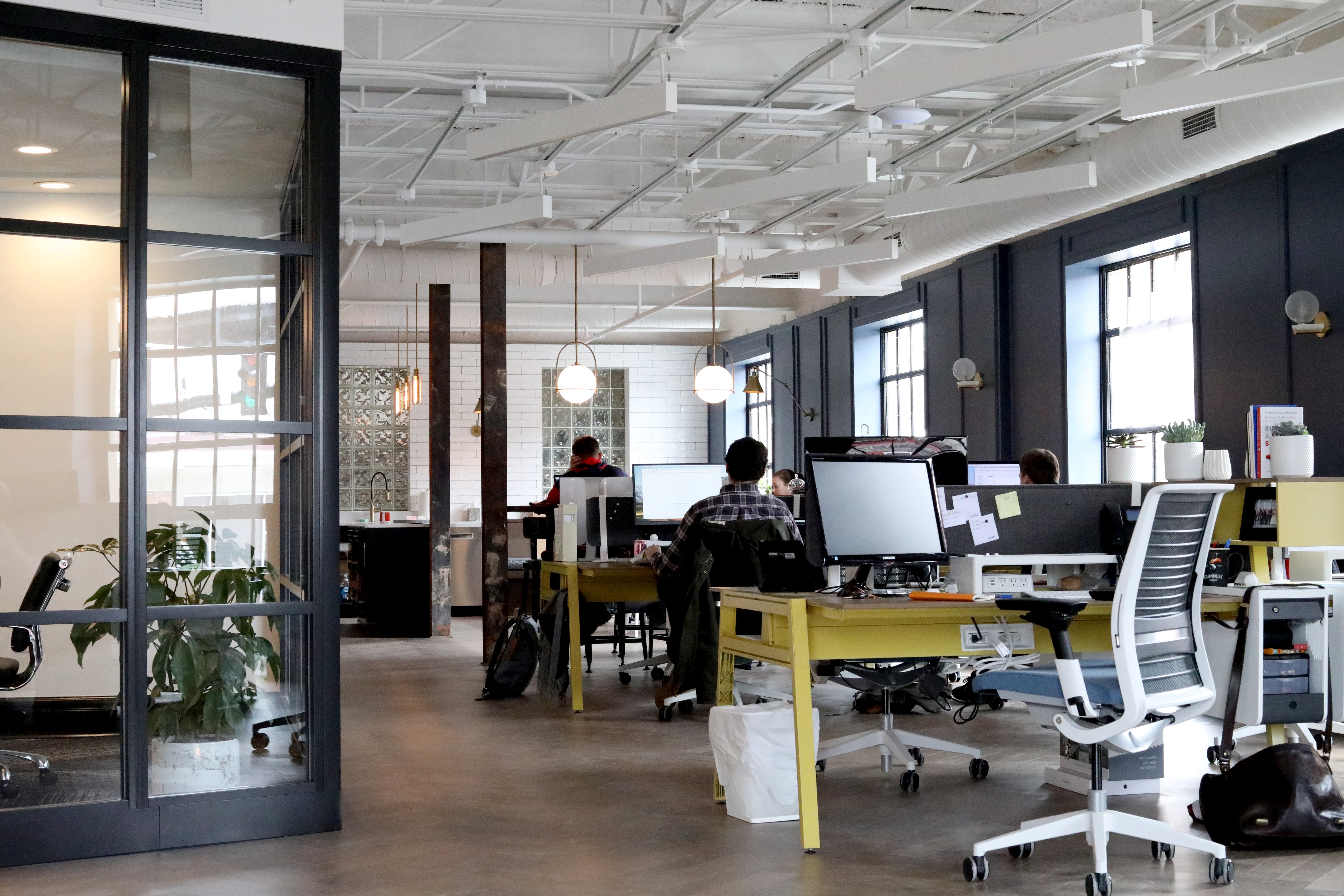 Gestión de y oficinas por Cat Real Estate
